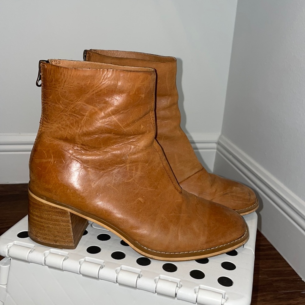 KORKS Womens Violet Bootie